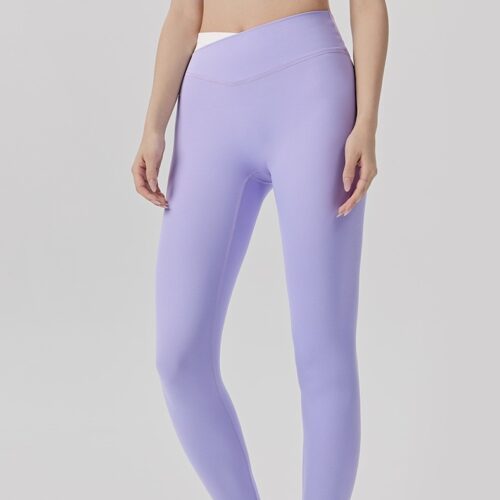 Seamless Color-Block Nude-Feel Yoga Set Custom Available