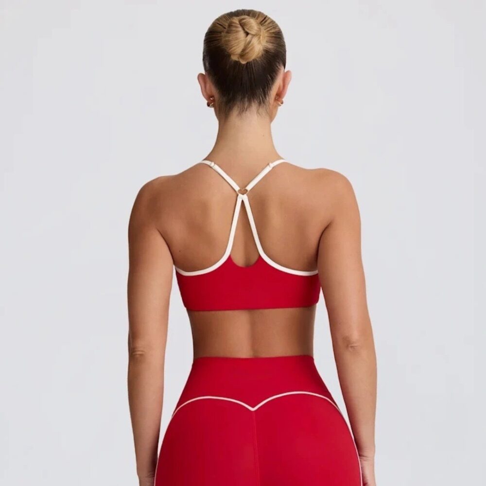 sku-25-大红短裤套装 Cross-Back Nude-Feel Peach Butt Yoga Set Custom Available