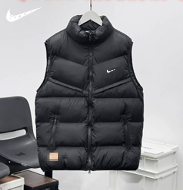 970531112989_8500-1.jpg Men's Activewear Couple Style