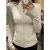 03-2-1.jpg Stand-Collar Gold-Zip Slim Yoga Jacket – High-Stretch Long-Sleeve Shaping Activewear Cardigan OEM Wholesale