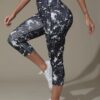 c02-2-1.jpg High-Waisted Pattern Yoga Leggings – Printed Soft Stretch Fitness Pants (OEM / Wholesale)