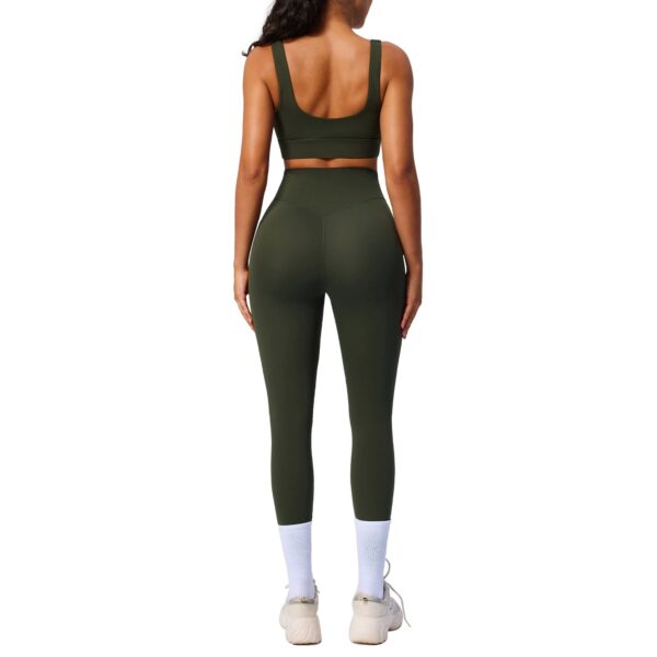 c05-8-1.jpg Slim-Fit Tummy-Control Yoga 2-Piece Set – Pockets High-Waisted Workout Set (OEM / Wholesale)