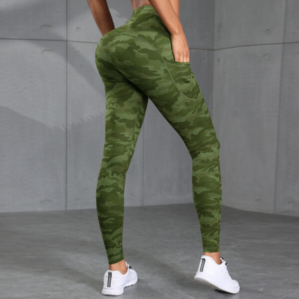 c05-9-1.jpg High-Waist Camo Yoga Leggings – Quick-Dry Slim Fit 7/8 Length with Pockets OEM Wholesale