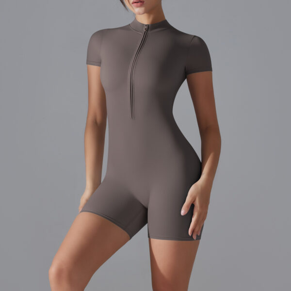 c07-13-1.jpg Short-Sleeve Yoga Bodysuit One-Piece – Zipper Summer Dance Fitness Jumpsuit with Shorts OEM Wholesale