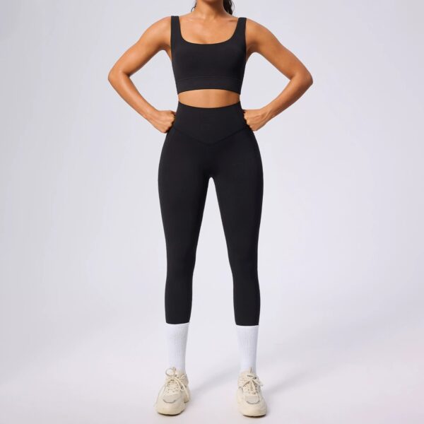 c07-8-1.jpg Slim-Fit Tummy-Control Yoga 2-Piece Set – Pockets High-Waisted Workout Set (OEM / Wholesale)