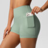 c08-13-1.jpg High-Waist Yoga Shorts with Pockets – Quick-Dry 3-Inch Biker Shorts (7109) OEM Wholesale