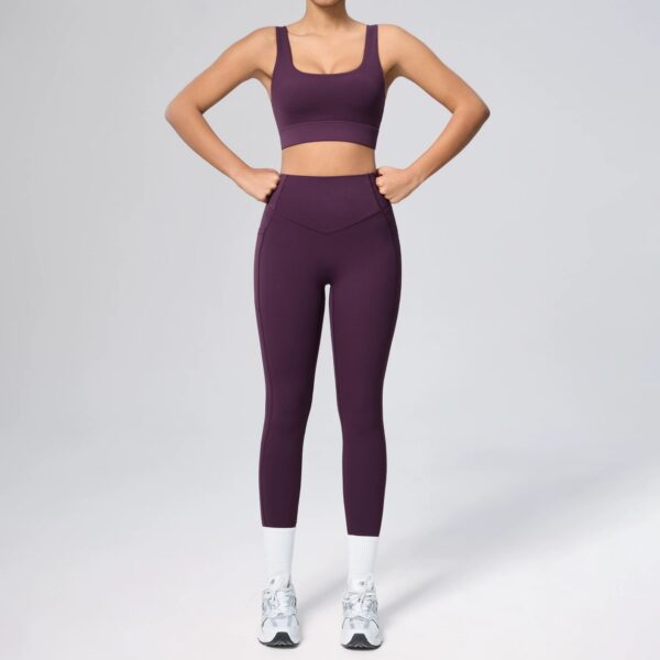 c11-7-1.jpg Slim-Fit Tummy-Control Yoga 2-Piece Set – Pockets High-Waisted Workout Set (OEM / Wholesale)