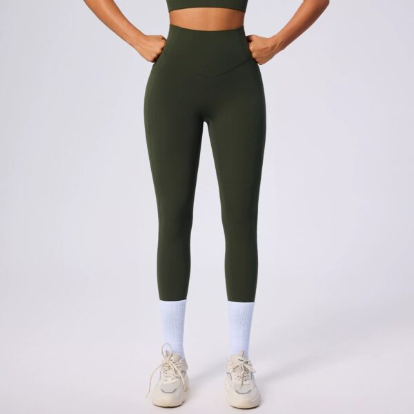 c22-2-1.jpg Slim-Fit Tummy-Control Yoga 2-Piece Set – Pockets High-Waisted Workout Set (OEM / Wholesale)