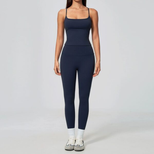 im6-1.jpg Cross-Back Strap High-Waisted Scrunch-Bum Yoga 2-Piece Set – Adjustable Pads, Quick-Dry (Wholesale / OEM)