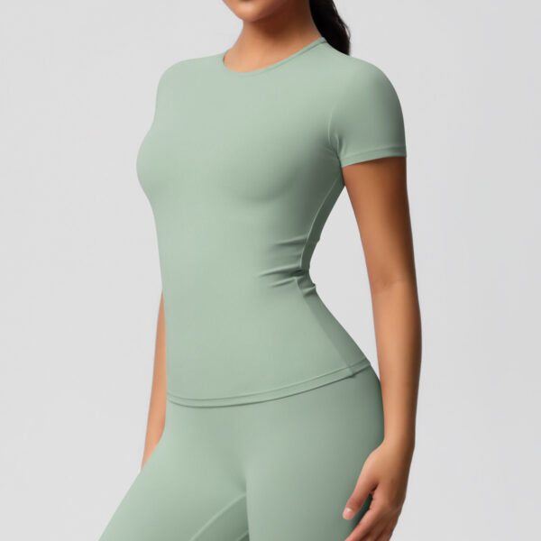 img_038-1.jpg Short-Sleeve Yoga Top – Quick-Dry Breathable (7103 Series) OEM Wholesale