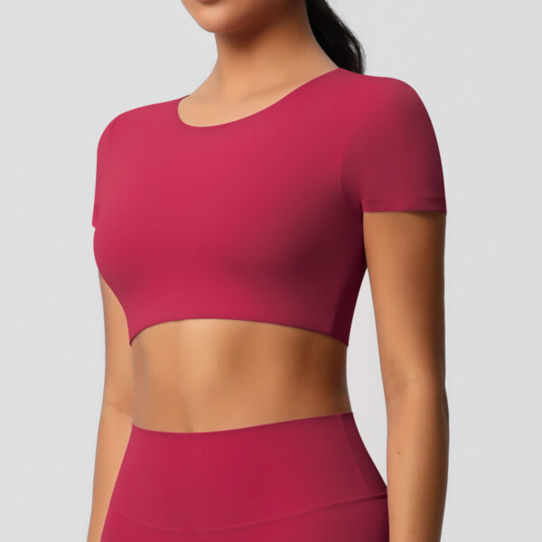 img_063-1.jpg Short-Sleeve Yoga Top – Everyday Performance Tee (7105 Series) OEM Wholesale